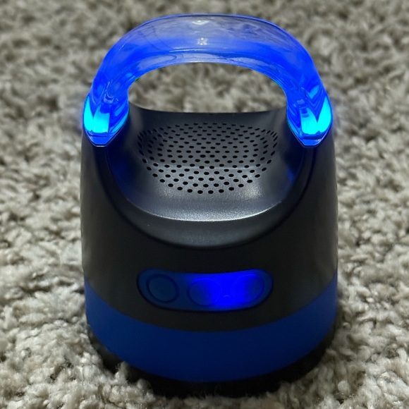 MOPAR AUDIO WATER BOTTLE - Picture 6 of 6